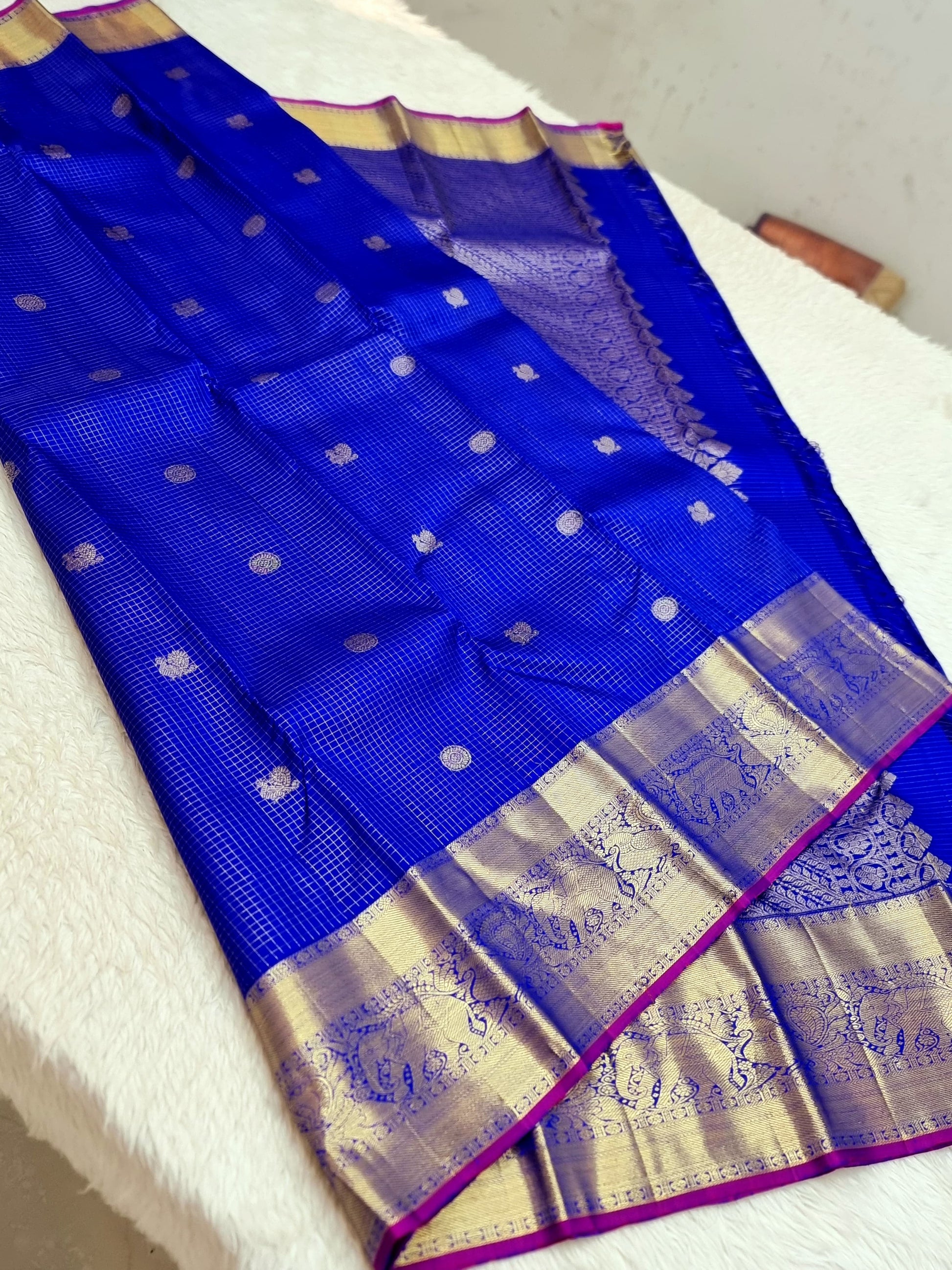 Product Image - Exquisite Kanchipuram Silk Saree with 2 Gram Gold Zari - Handwoven Vairaoosi Pattern