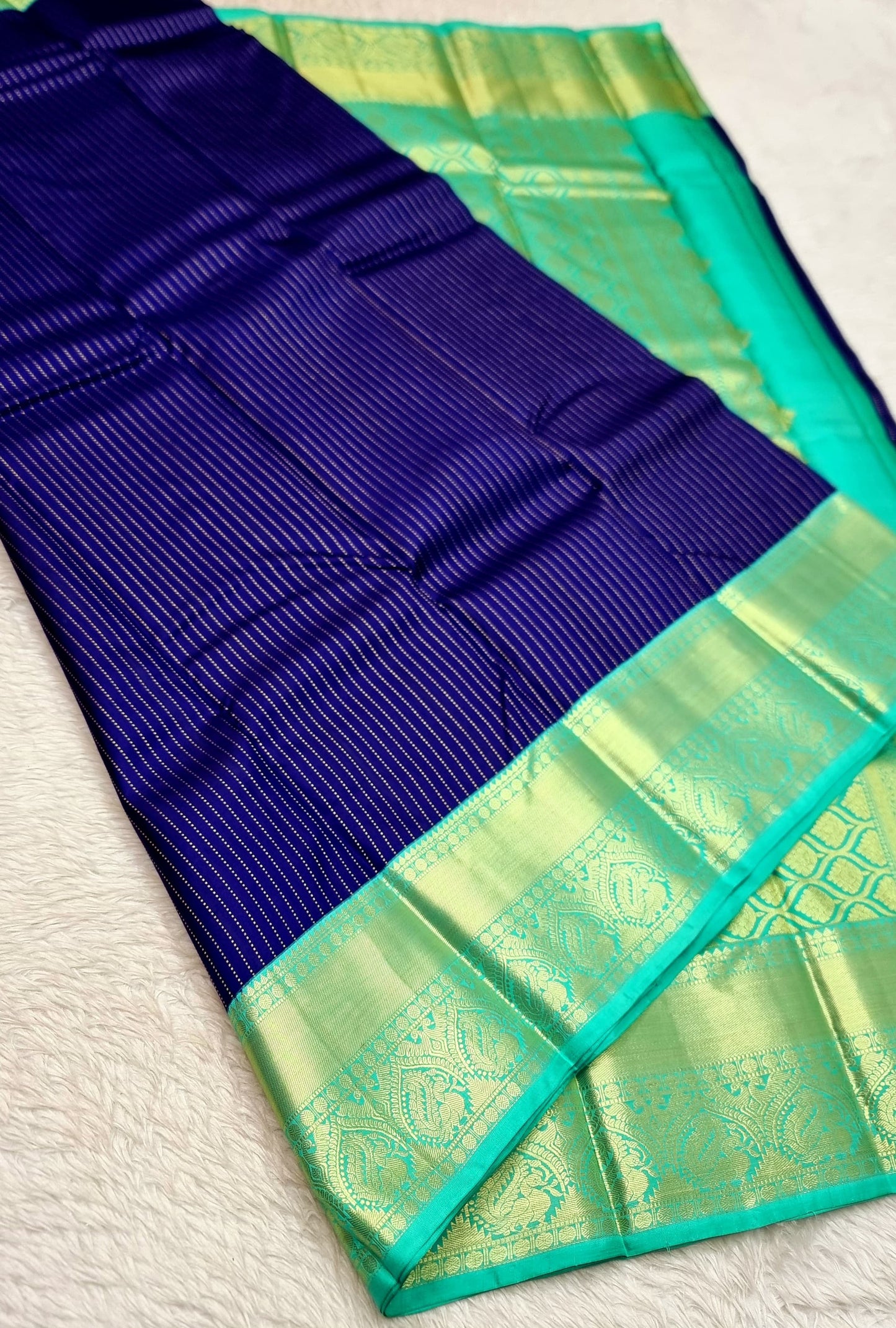 Product Image - Exquisite Kanchipuram Silk Saree with 2 Gram Gold Zari - Handwoven Premium Quality