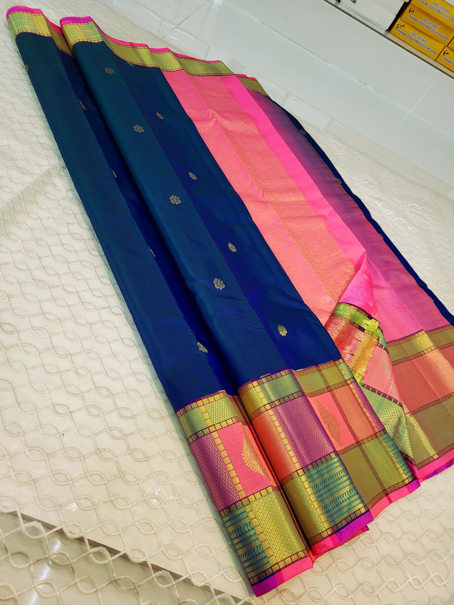 Product Image - Exquisite Handloom Silk Sarees | Designer Festive Wear | Wedding Saree