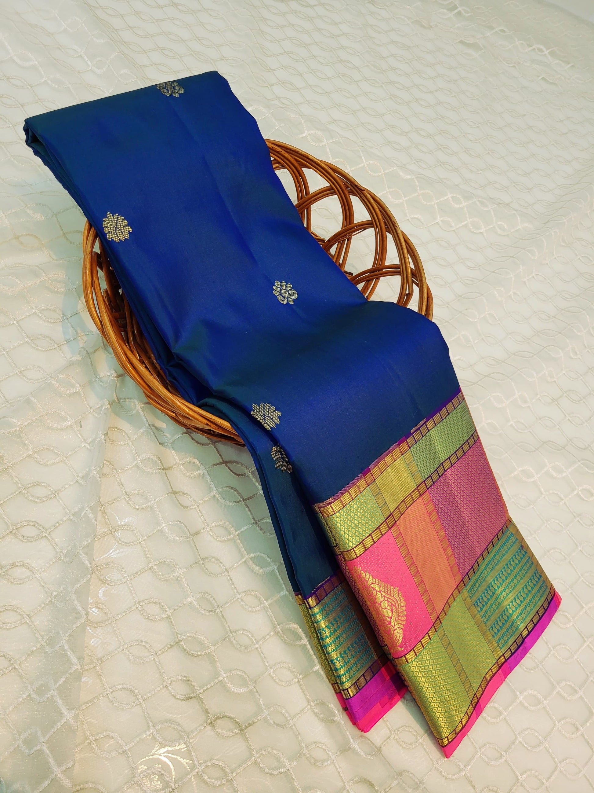 Product Image - Exquisite Handloom Silk Sarees | Designer Festive Wear | Wedding Saree