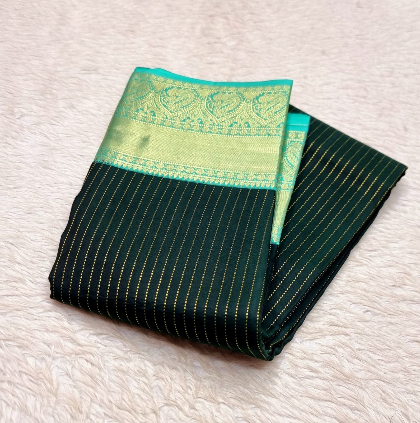 Product Image - Exquisite Kanchipuram Silk Saree with 2 Gram Gold Zari - Handwoven Premium Quality