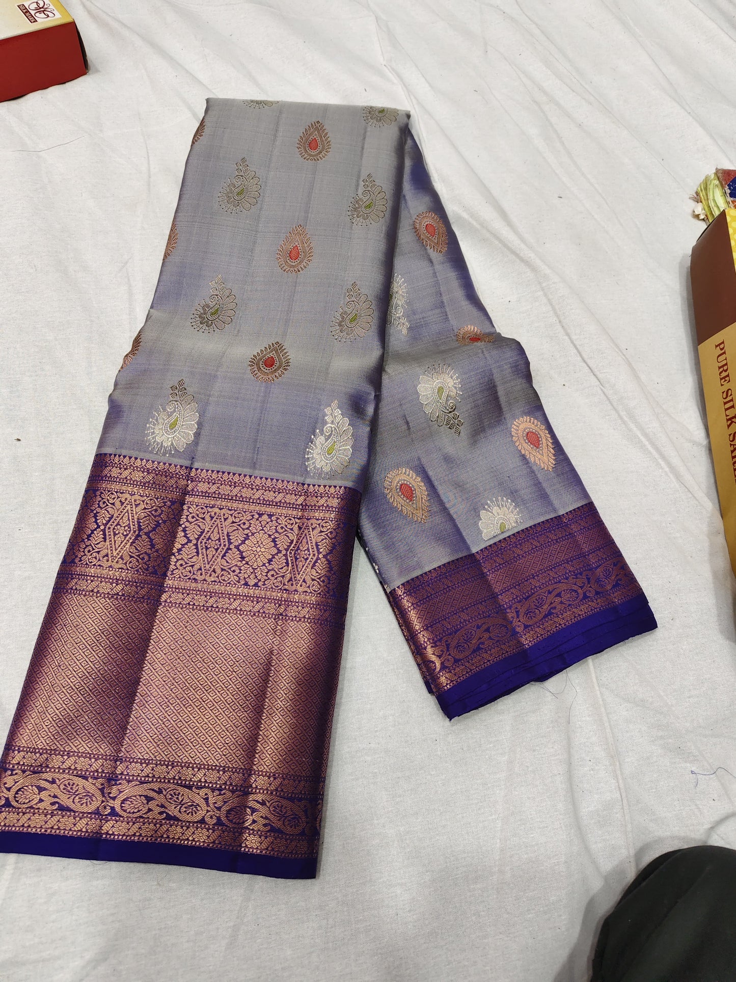 Product Image - Exquisite 100% Pure Kanchi Pattu Saree with 1 Gram Gold Jari Border | Designer Wedding Saree